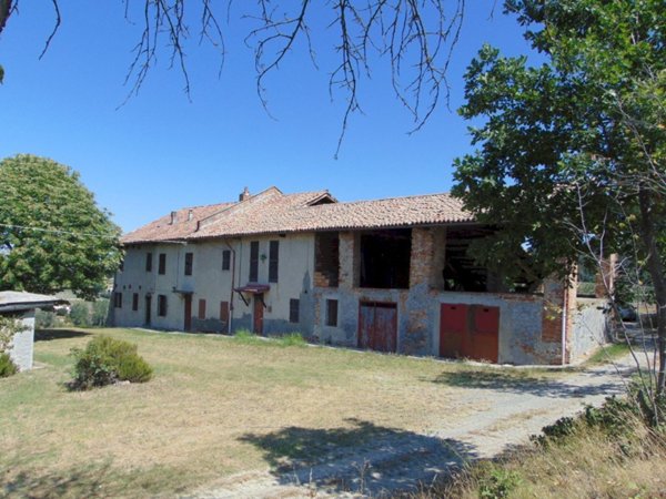 casale in vendita a Nizza Monferrato