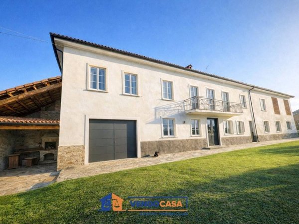 casale in vendita a Nizza Monferrato