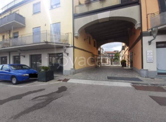 negozio in vendita a Nizza Monferrato