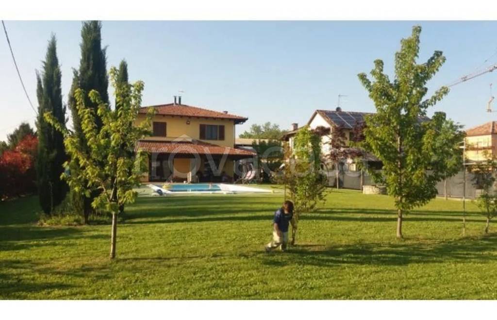 casa indipendente in vendita a Nizza Monferrato