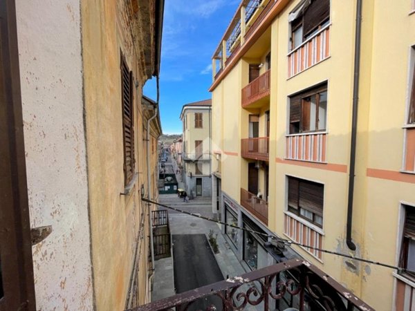 casa semindipendente in vendita a Nizza Monferrato