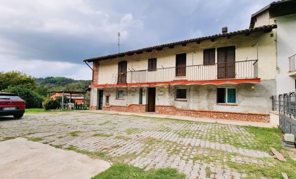 casa indipendente in vendita a Nizza Monferrato
