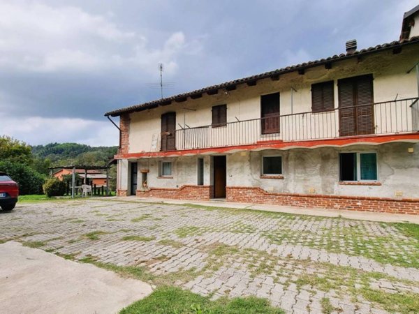 casa indipendente in vendita a Nizza Monferrato