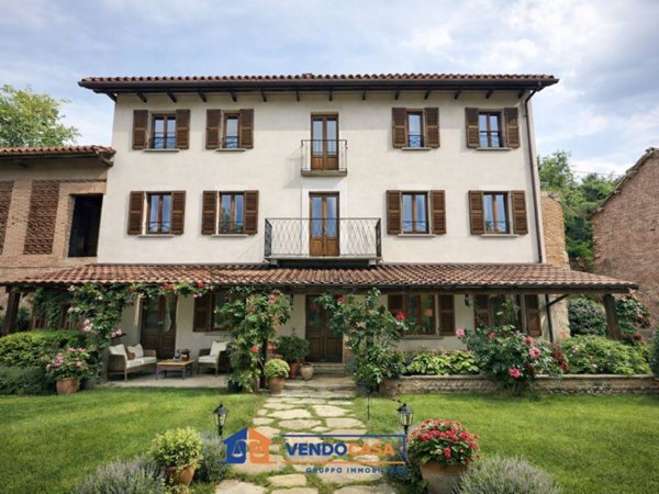 casa indipendente in vendita a Nizza Monferrato