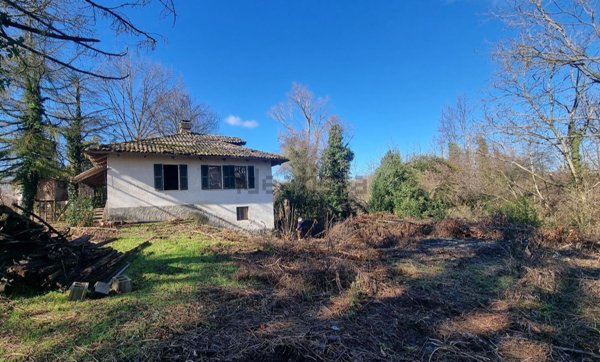 quadrivano in vendita a Nizza Monferrato