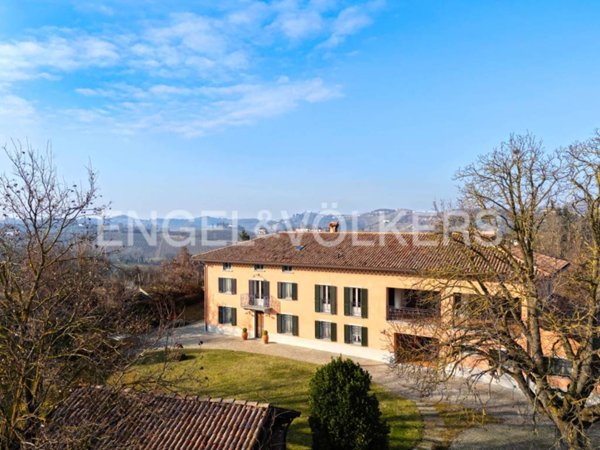 casa indipendente in vendita a Nizza Monferrato