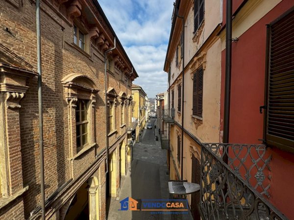appartamento in vendita a Nizza Monferrato