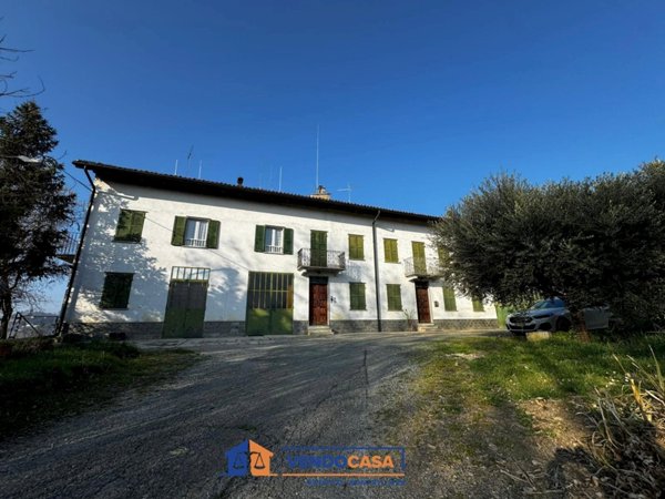 casa indipendente in vendita a Nizza Monferrato