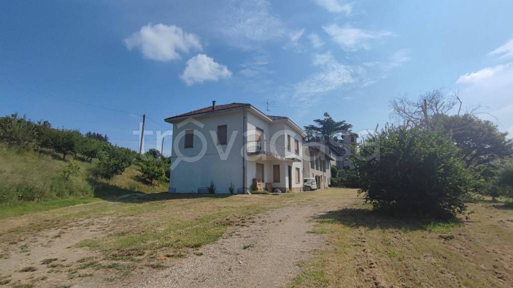 casa indipendente in vendita a Nizza Monferrato