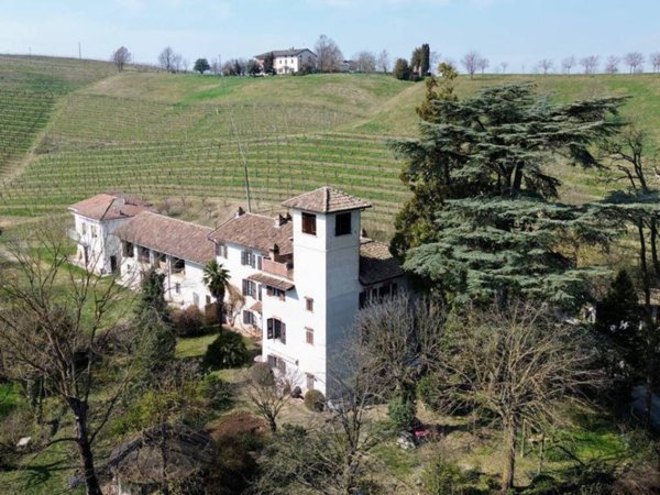 casa indipendente in vendita a Nizza Monferrato