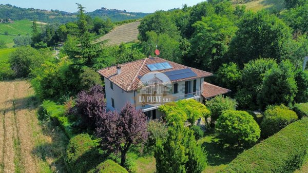 casa indipendente in vendita a Nizza Monferrato