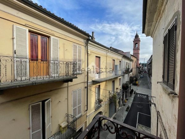 casa indipendente in vendita a Nizza Monferrato