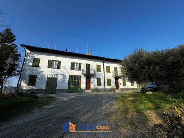 casa indipendente in vendita a Nizza Monferrato