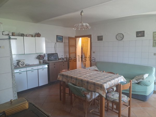 casa indipendente in vendita a Nizza Monferrato