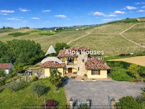 casa indipendente in vendita a Nizza Monferrato