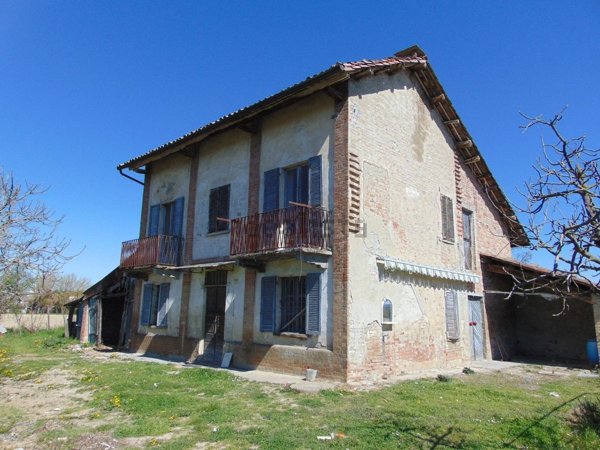 casa indipendente in vendita a Nizza Monferrato