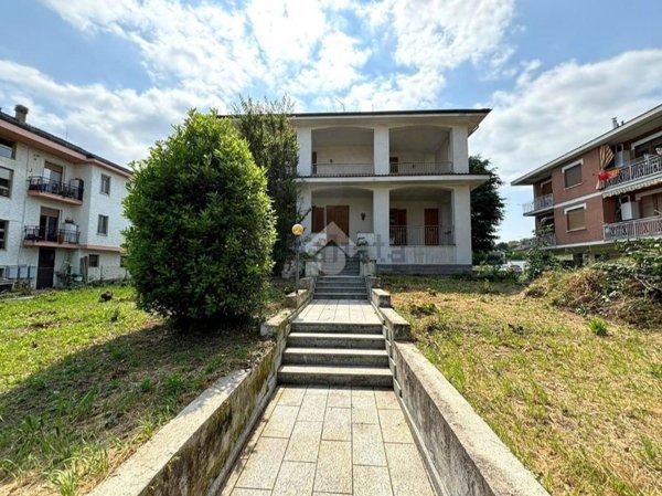 casa indipendente in vendita a Nizza Monferrato