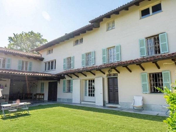 casale in vendita a Nizza Monferrato in zona Volta