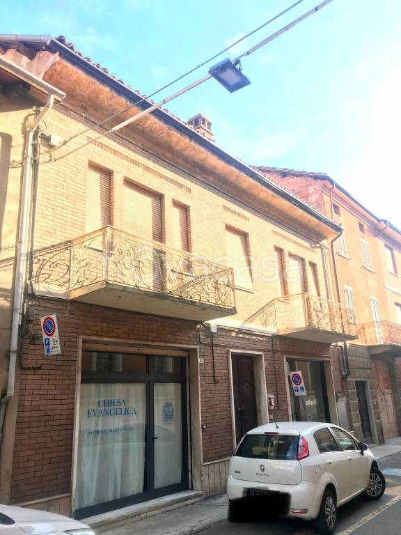 casa indipendente in vendita a Nizza Monferrato in zona San Michele