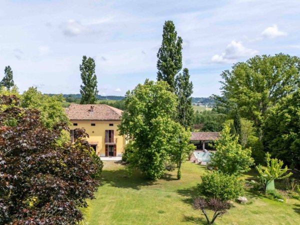 casa indipendente in vendita a Nizza Monferrato