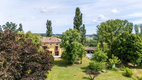 casa indipendente in vendita a Nizza Monferrato