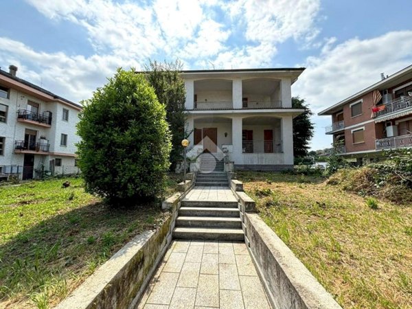 casa indipendente in vendita a Nizza Monferrato