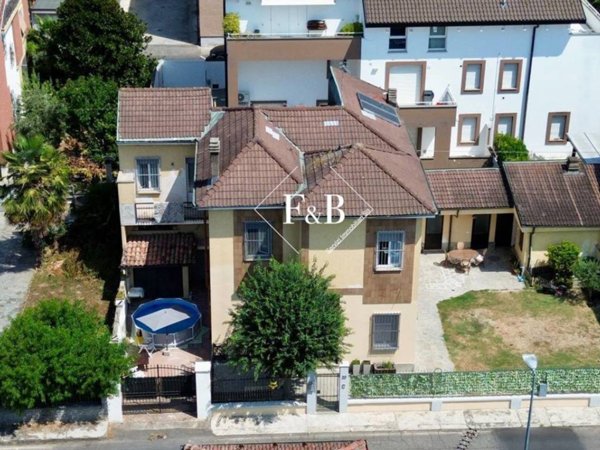 casa indipendente in vendita a Nizza Monferrato in zona San Michele