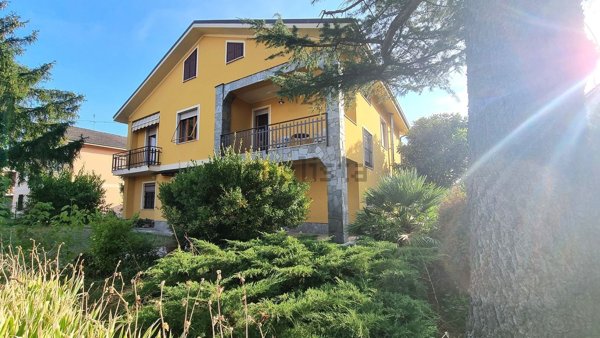 casa indipendente in vendita a Nizza Monferrato