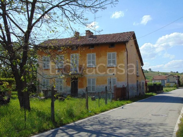 casa indipendente in vendita a Nizza Monferrato in zona San Michele