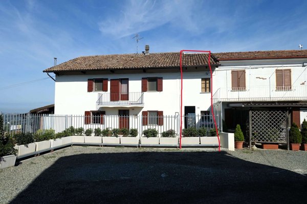 casa indipendente in vendita a Nizza Monferrato in zona Bricco