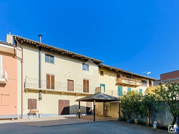 casa indipendente in vendita a Passerano Marmorito