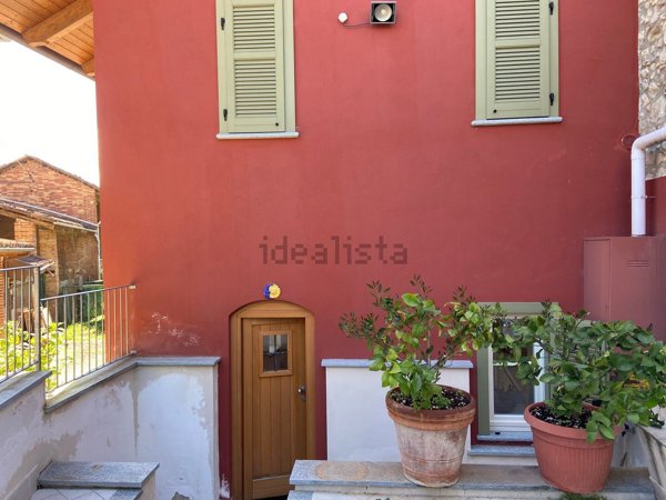 casa indipendente in vendita a Passerano Marmorito