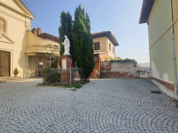 casa indipendente in vendita a Passerano Marmorito