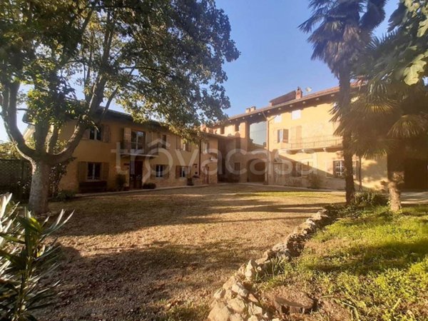 casa indipendente in vendita a Passerano Marmorito