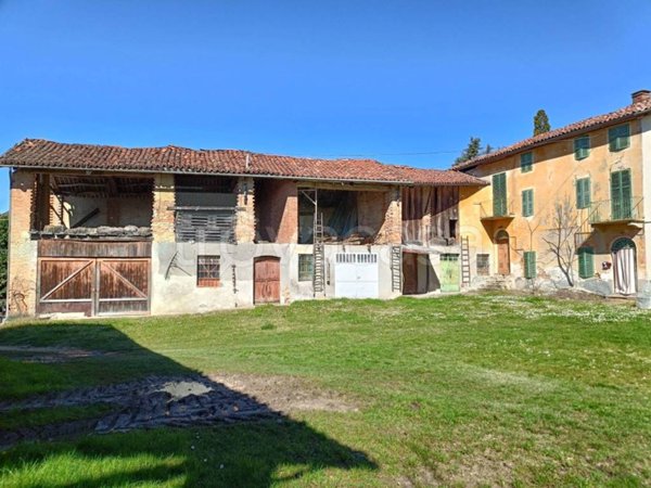 casa indipendente in vendita a Passerano Marmorito