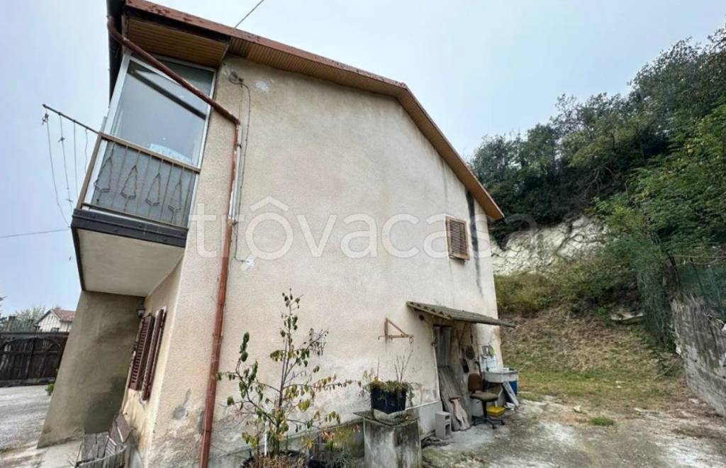 appartamento in vendita a Passerano Marmorito