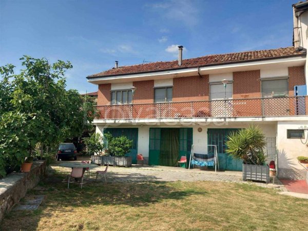 casa indipendente in vendita a Passerano Marmorito