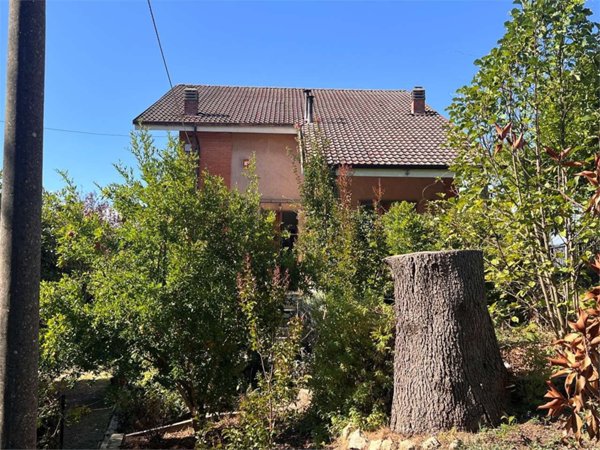 casa indipendente in vendita a Passerano Marmorito