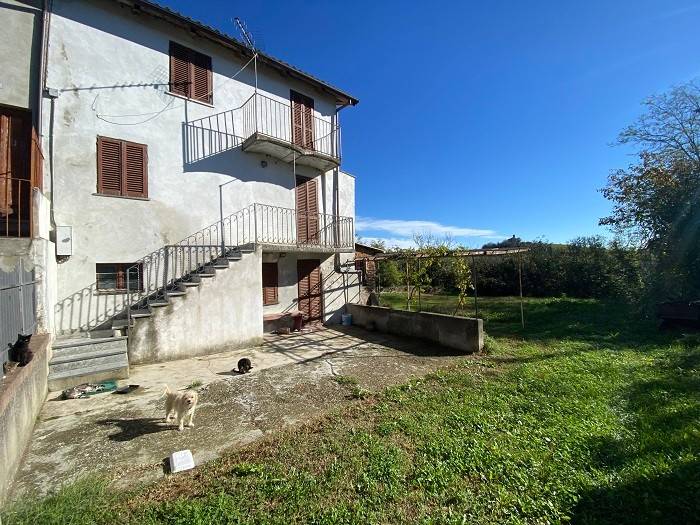 casa indipendente in vendita a Penango