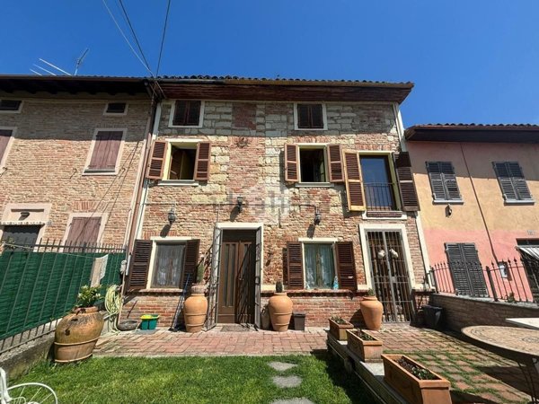 casa indipendente in vendita a Penango in zona Cioccaro