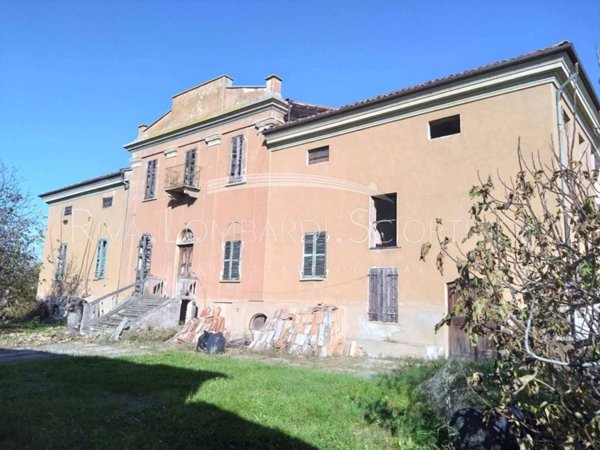 casa indipendente in vendita a Penango