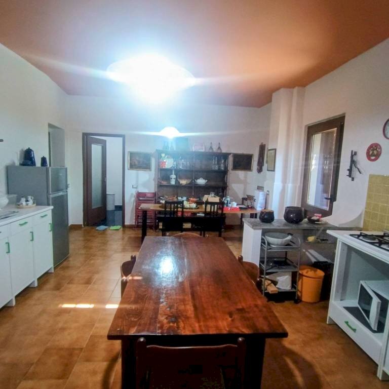 casa indipendente in vendita a Penango