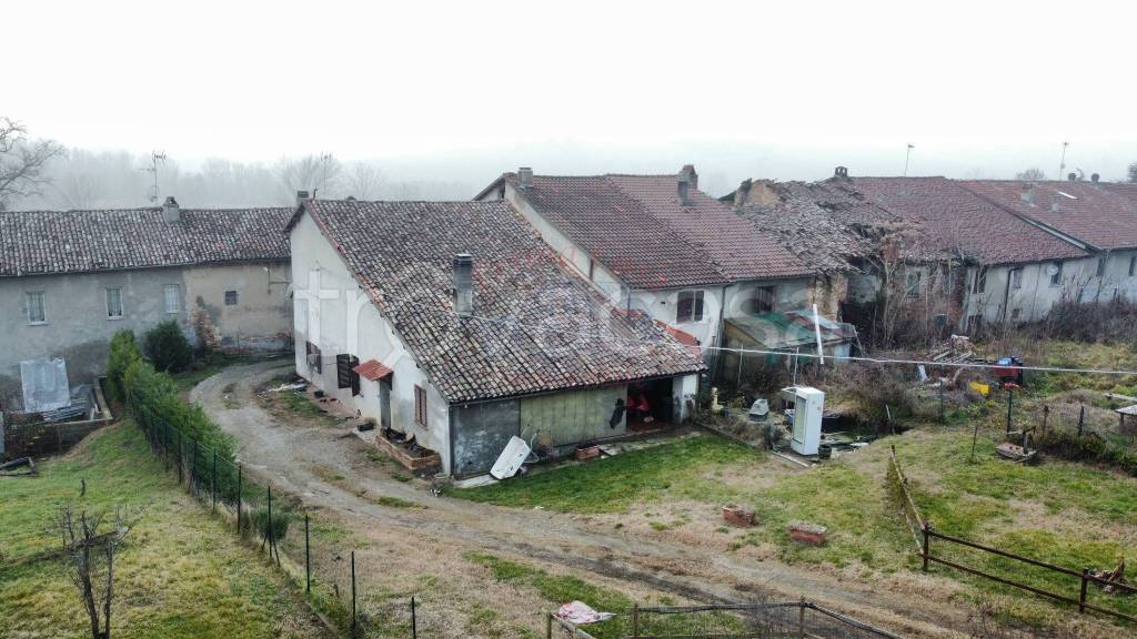 casa indipendente in vendita a Penango in zona Cioccaro