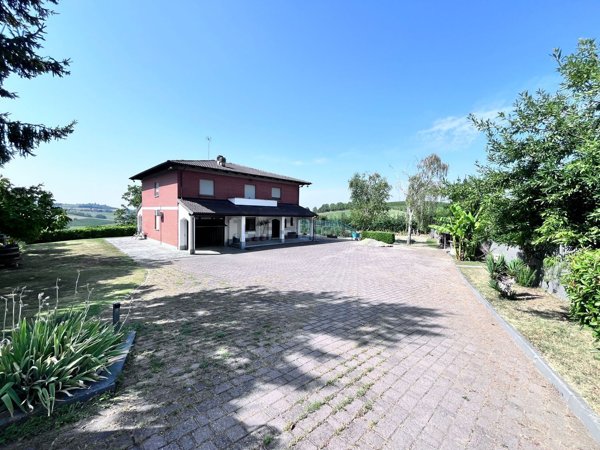 casa indipendente in vendita a Penango in zona Cioccaro