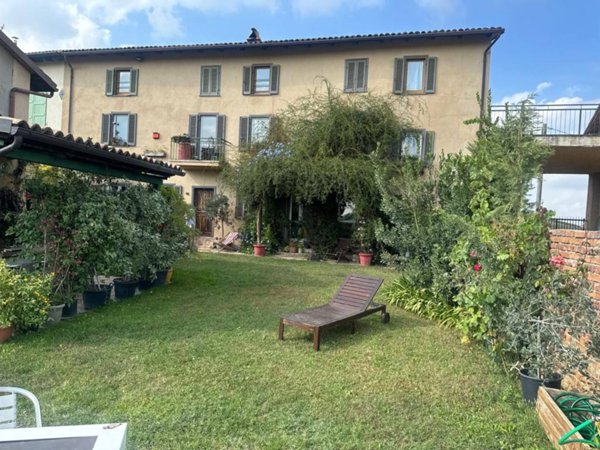 casa indipendente in vendita a Penango in zona Cioccaro