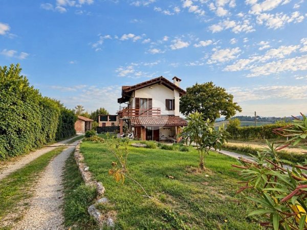 casa indipendente in vendita a Penango in zona Cioccaro