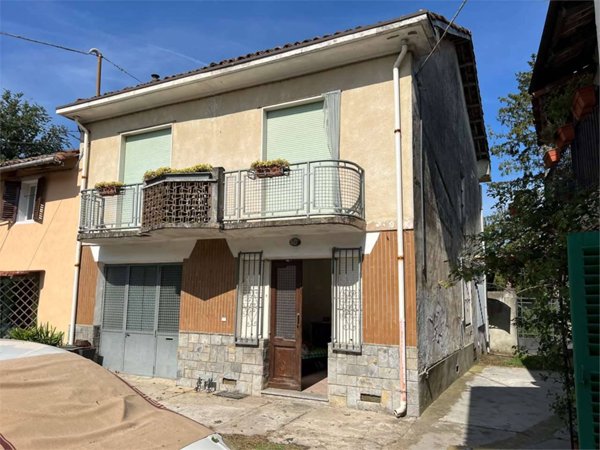 casa indipendente in vendita a Piea