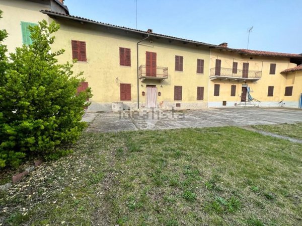 casa indipendente in vendita a Piea