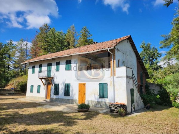 esavano in vendita a Piea