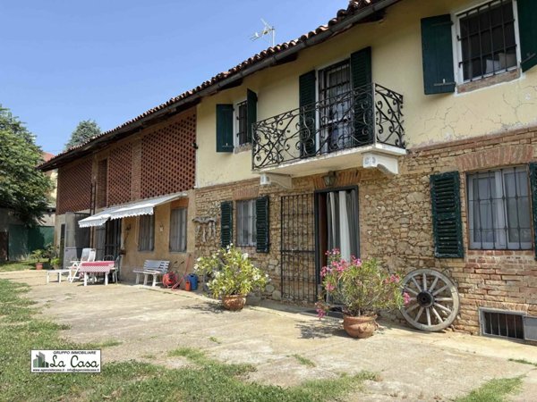 casa indipendente in vendita a Piea in zona San Grato